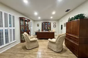 1116 Willow Creek Rd, Cleburne, TX 76033 - Photo 3