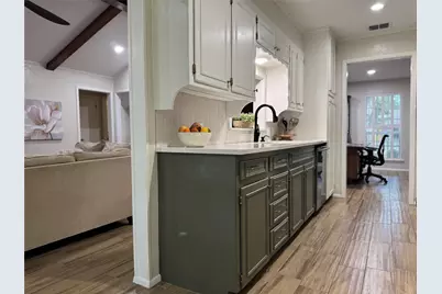 1116 Willowcreek Road, Cleburne, TX 76033 - Photo 7