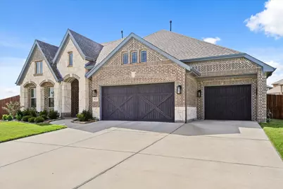 933 Homestead Drive, DeSoto, TX 75115 - Photo 1