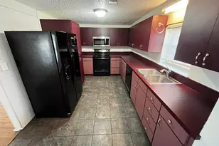 923 N 9th St, Midlothian, TX 76065 - Photo 5