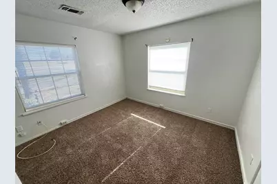 923 N 9th Street, Midlothian, TX 76065 - Photo 7