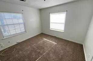 923 N 9th St, Midlothian, TX 76065 - Photo 7