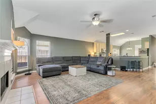 2536 Briarcrest Dr, Burleson, TX 76028 - Photo 21