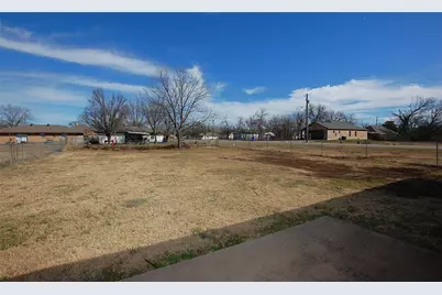 606 E Broad Street, Forney, TX 75126 - Photo 17