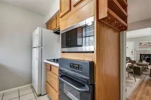 1812 E Northgate Dr, Irving, TX 75062 - Photo 13