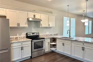 1121 Gannon Ln, DeSoto, TX 75115 - Photo 3