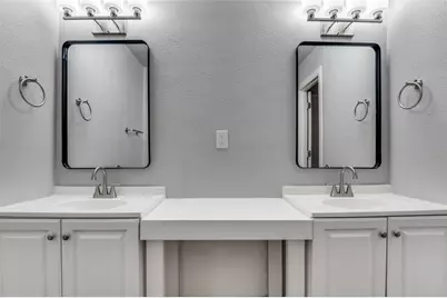 3919 Mehalia Drive, Dallas, TX 75241 - Photo 13