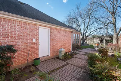 1014 Village Green Court, Arlington, TX 76012 - Photo 39