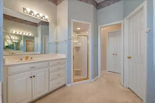 1014 Village Green Ct, Arlington, TX 76012 - Photo 33