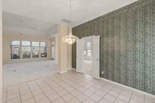 1014 Village Green Ct, Arlington, TX 76012 - Photo 19