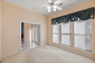 1014 Village Green Ct, Arlington, TX 76012 - Photo 11