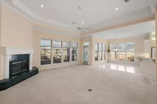 1014 Village Green Ct, Arlington, TX 76012 - Photo 15