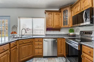 1725 Whiteoak Dr, Garland, TX 75040 - Photo 1