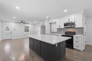 1901 S Jefferson St, Kaufman, TX 75142 - Photo 7