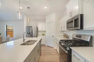 544 Hickory Rdg Dr, Van Alstyne, TX 75495 - Photo 17