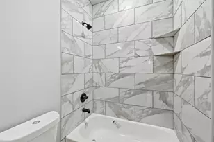 308 Lewis St, Cleburne, TX 76031 - Photo 11