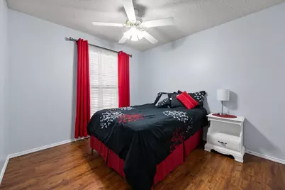 521 E Oak Street, Aledo, TX 76008 - Photo 25