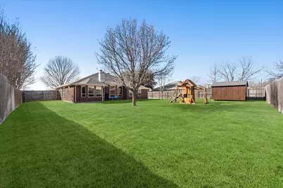 521 E Oak Street, Aledo, TX 76008 - Photo 31