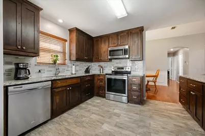 521 E Oak Street, Aledo, TX 76008 - Photo 15