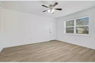 308 College Street #B, Arlington, TX 76010 - Photo 5