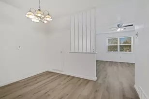 308 College St, Arlington, TX 76010 - Photo 7