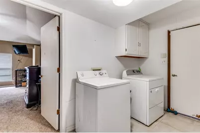 2206 Greenbriar Court, Grand Prairie, TX 75050 - Photo 13