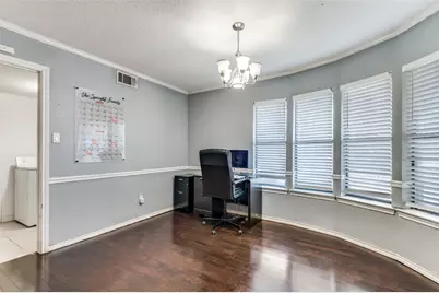 2206 Greenbriar Court, Grand Prairie, TX 75050 - Photo 17