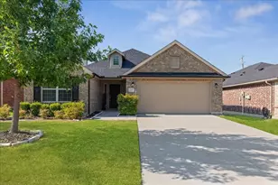 1306 Lasso Dr, Little Elm, TX 75068 - Photo 19