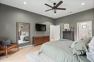 6802 Vada Dr, Dallas, TX 75214 - Photo 17