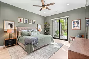 6802 Vada Dr, Dallas, TX 75214 - Photo 15