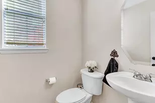 1716 Ivy Ln, Carrollton, TX 75007 - Photo 9