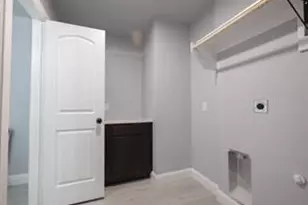 419 W Elm St, Denison, TX 75020 - Photo 9