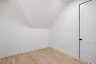 1001 Quarry Ct, Granbury, TX 76048 - Photo 25