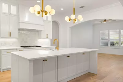 1001 Quarry Court, Granbury, TX 76048 - Photo 11