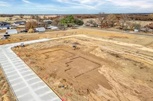 809 Lavender Ct, Tolar, TX 76476 - Photo 5