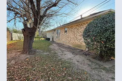 2142 Riverway Drive, Dallas, TX 75227 - Photo 3