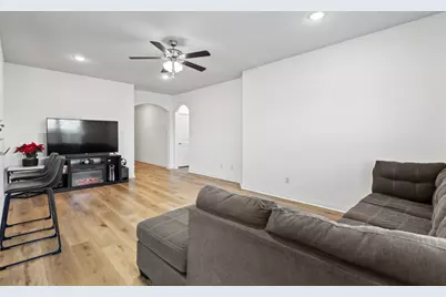 1548 Woodlake Drive, Waxahachie, TX 75165 - Photo 9