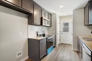 2404 Miller St, Denison, TX 75020 - Photo 5