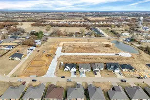 948 Huckleberry Ln, Tolar, TX 76476 - Photo 3