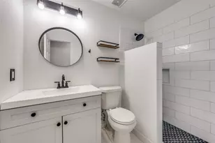 2916 S Bend Dr, Dallas, TX 75229 - Photo 15