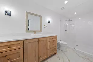 840 Country Ln Dr, McGregor, TX 76657 - Photo 21