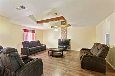 7213 Greenlee Street, Fort Worth, TX 76112 - Photo 3