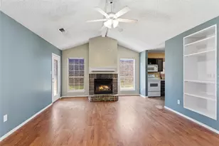 1205 Stone Creek Dr, Mansfield, TX 76063 - Photo 9