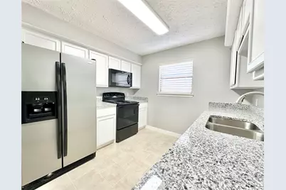 1002 Bull Run, Denton, TX 76209 - Photo 11