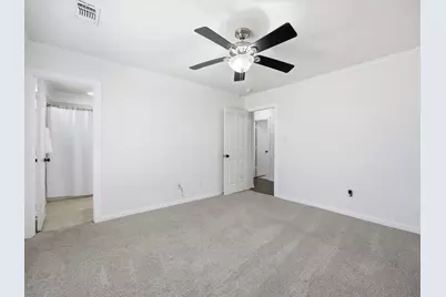 202 S Stratton Street, Decatur, TX 76234 - Photo 17