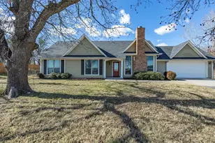 202 S Stratton St, Decatur, TX 76234 - Photo 3