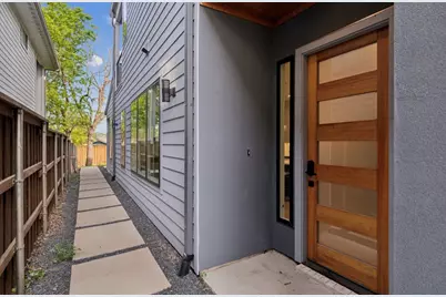 2333 Vagas Street, Dallas, TX 75219 - Photo 3