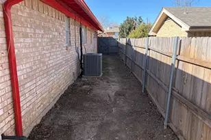 13360 Southview Ln, Dallas, TX 75240 - Photo 23