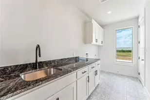 6641 Buffalo Rdg Cir, Godley, TX 76044 - Photo 29