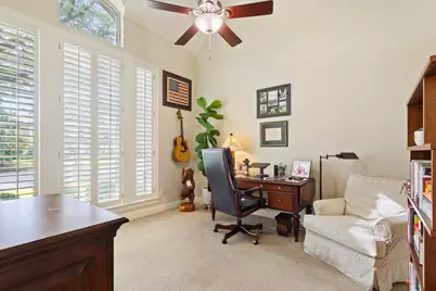 4801 Ridgeview Drive, Waco, TX 76710 - Photo 13